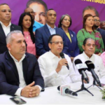 Señalan que de los 158 municipios, la Alianza Rescate RD ganaría entre 103 y 106 alcaldías. El PRM, partido de gobierno, entre 52 y 55 alcaldías. El PLD y aliados ganaría entre 164 y 169 distritos municipales, de 235 en total. Mientras el PRM, entre 66 y 71 distritos municipales.