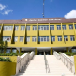 Esta prueba abarcará 32 provincias, 50 municipios, 90 demarcaciones electorales, 1,700 colegios electorales y 200 recintos electorales, informó este martes el organismo en un comunicado.