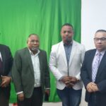 En el programa de TV indico que en su ardua lucha comunitaria inicio junto a un gran equipo a todas las protestas en contra de la Construcción del nombrado' 'MURO DE LA MUERTE'' en la antigua autopista de san isidro, la cual ha puesto en riesgo la vida de los munícipes y ha exterminado el 40% de los comercios que ahí existían.