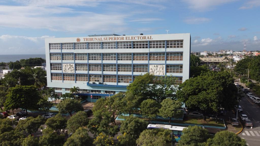 6258da16-30b9-4e24-bf57-d6a123f1f7bb