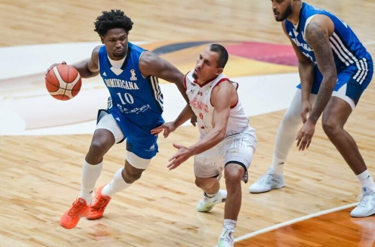 Andres-Feliz-y-Jean-Montero-lideran-triunfo-dominicano-sobre-Mexico-1024x675