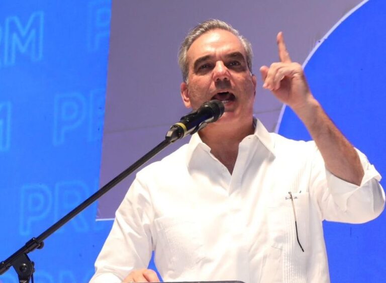 LUIS-ABINADER-PRMRR-947x694