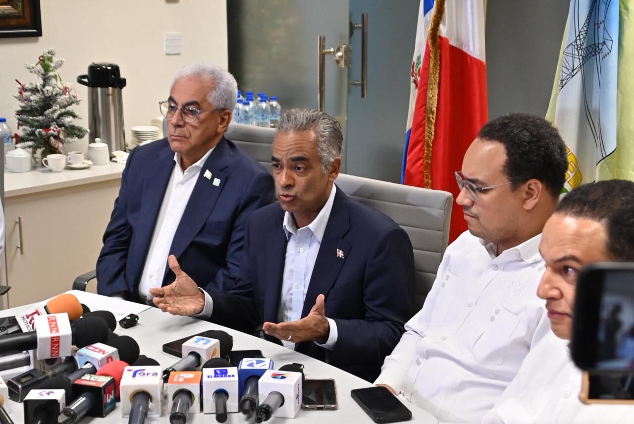 WhatsApp-Image-2025-11-11-at-6.12.09-PM