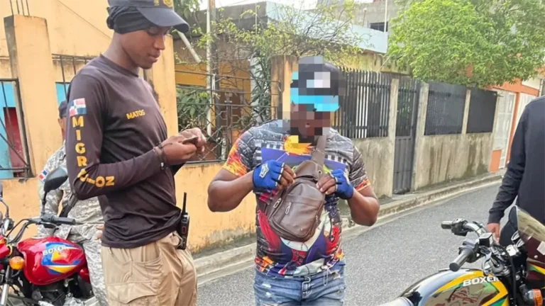 control-migratorio-detencion-y-deportacion-e9f963b4-focus-0-0-1200-675