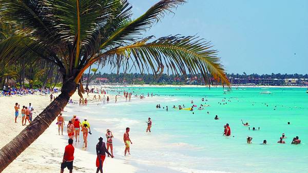 Turistas-PuntaCana