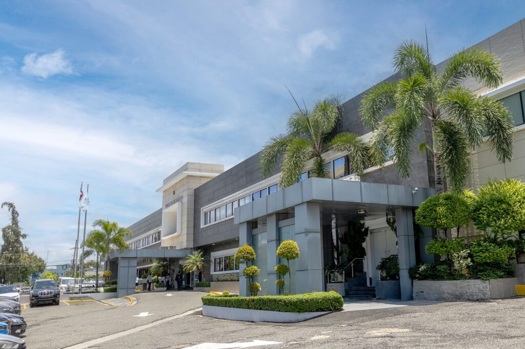 Fachada del Ministerio de Hacienda y Economía (MHE).