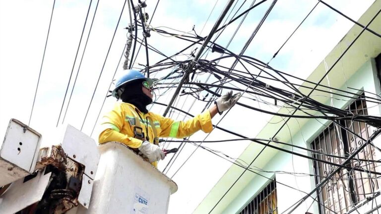 edeeste-normaliza-mas-de-20-mil-clientes-y-desmantela-conexiones-3403981a-focus-0-0-1200-675